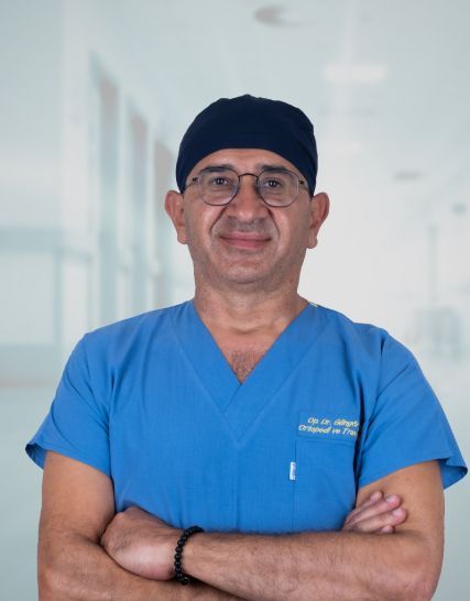 Portrait of Dr. M.D. Güngör ERK, a medical professional known for providing expert, patient-centered and compassionate healthcare.