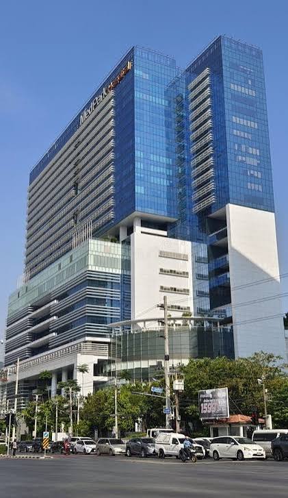 MedPark Hospital exterior building in Bangkok